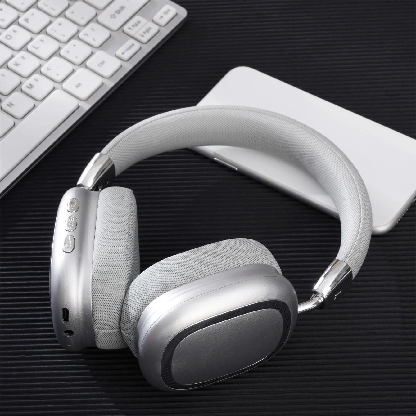 Over Ear Headphones with Microphones